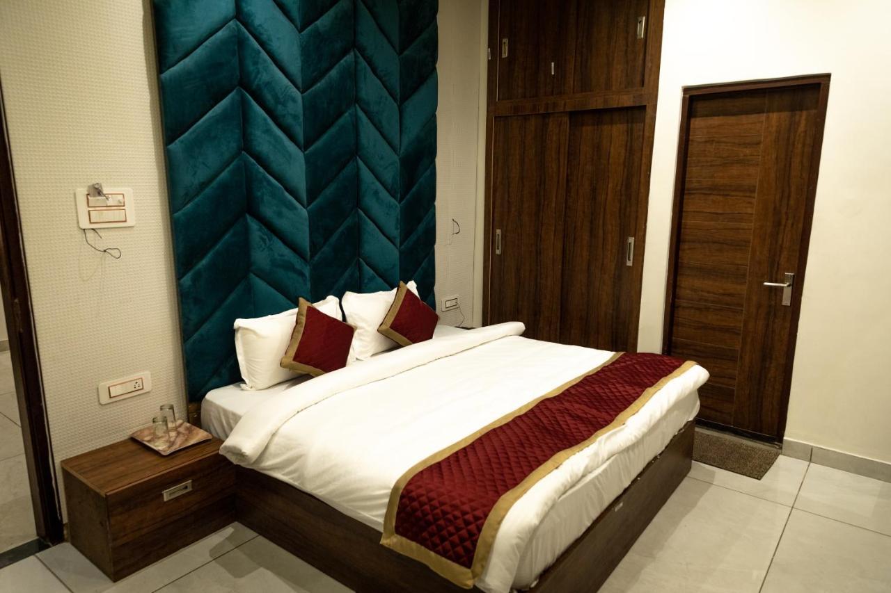 تشامبا Hotel The Florence المظهر الخارجي الصورة